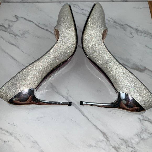 LIKE NEW YOKI Sparkly Silver w/Mirror Finish Heels - Picture 5 of 5